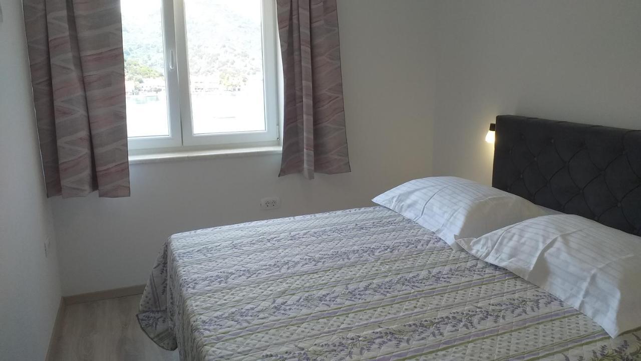 Apartman Karla Lastovo Exterior foto