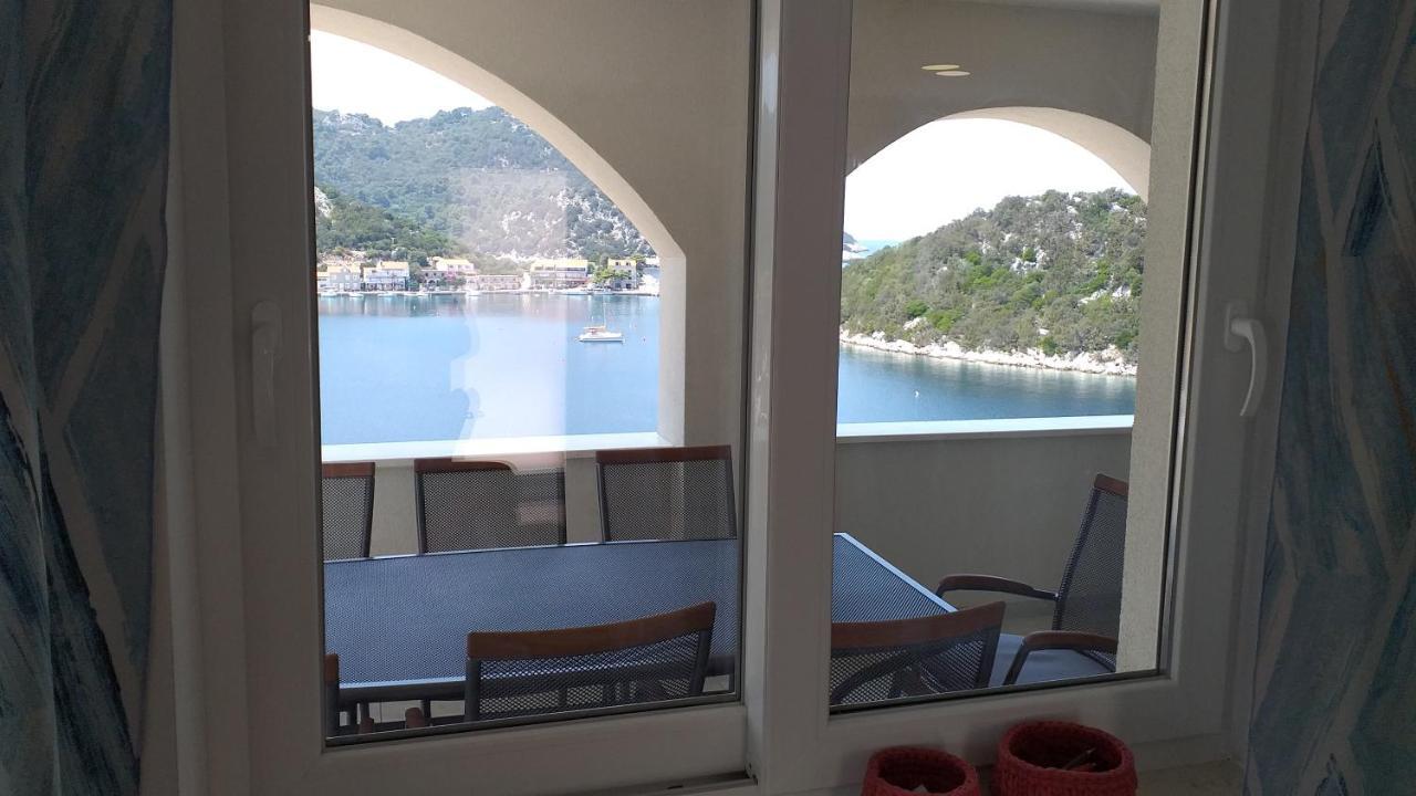 Apartman Karla Lastovo Exterior foto