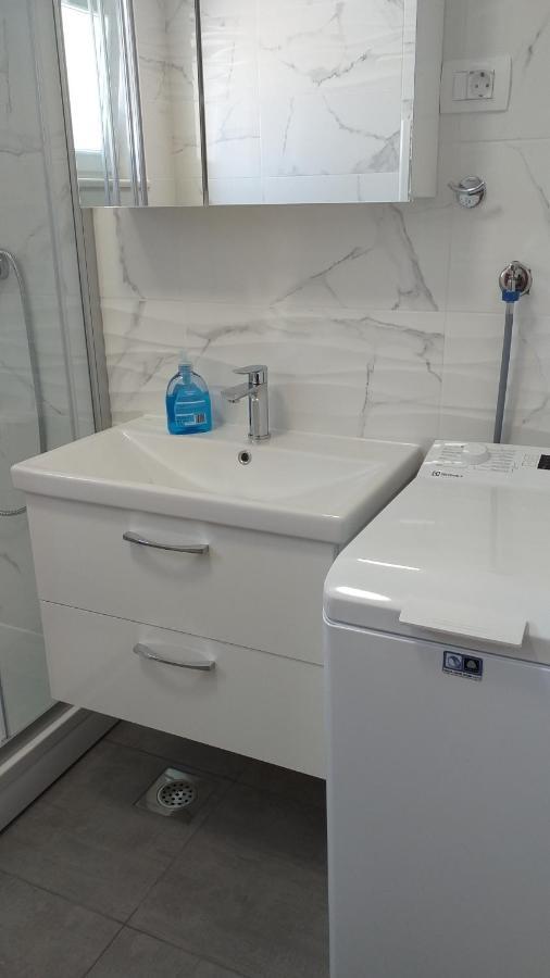 Apartman Karla Lastovo Exterior foto